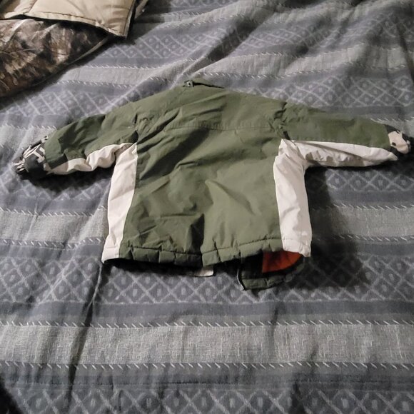 Youth 2t winter snow suit - Picture 4 of 11